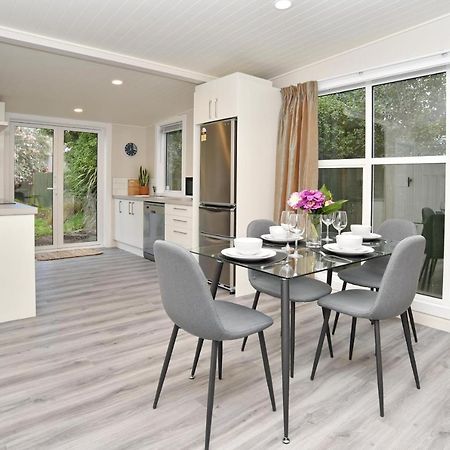 Albemarle Villa - Christchurch Holiday Homes 외부 사진