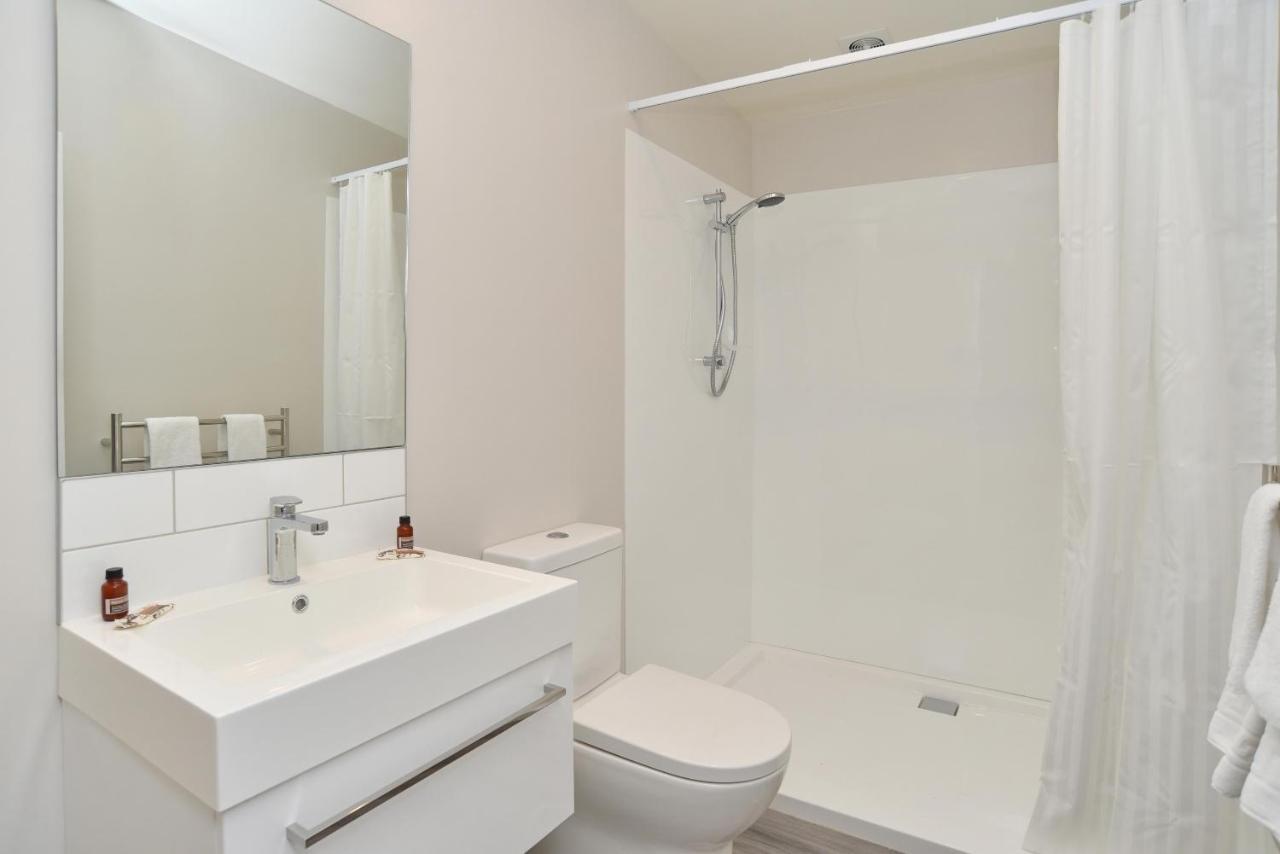 Albemarle Villa - Christchurch Holiday Homes 외부 사진